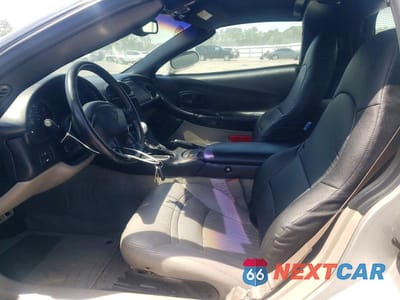 Zdjęcie 7 z 12 samochodu: 2004 CHEVROLET CORVETTE VIN:1G1YY22G845118199 - miniatura