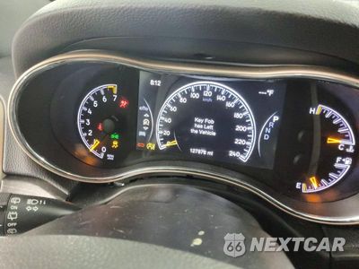Zdjęcie 9 z 14 samochodu: 2017 JEEP GRAND CHEROKEE LIMITED VIN:1C4RJEBG5HC779305 - miniatura
