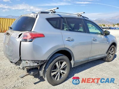 Trzecie zdjęcie samochodu z tyłu: 2016 TOYOTA RAV4 XLE VIN:2T3WFREV7GW271905 - miniatura