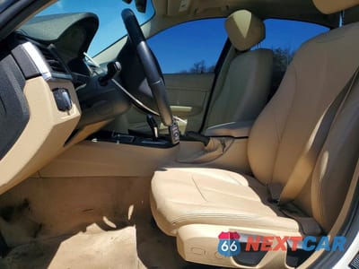 Zdjęcie 7 z 13 samochodu: 2016 BMW 320 XI VIN:WBA8E5G57GNT93864 - miniatura