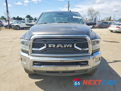 Piąte zdjęcie samochodu w środku: 2016 RAM 2500 LONGHORN VIN:3C6UR5LL7GG380025 - miniatura