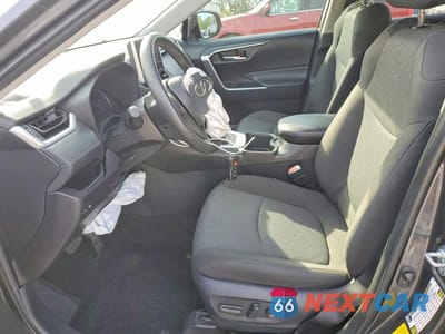 Zdjęcie 7 z 13 samochodu: 2025 TOYOTA RAV4 XLE VIN:2T3W1RFV8SC304546 - miniatura