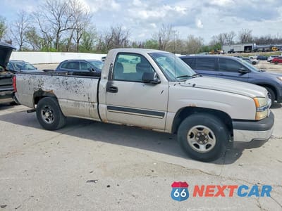 Czwarte zdjęcie samochodu z boku: 2004 CHEVROLET SILVERADO C1500 VIN:1GCEC14T14Z237993 - miniatura