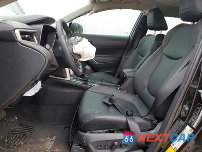 Zdjęcie 7 z 12 samochodu: 2024 TOYOTA COROLLA CROSS XLE VIN:7MUDAAAG5RV106170 - miniatura