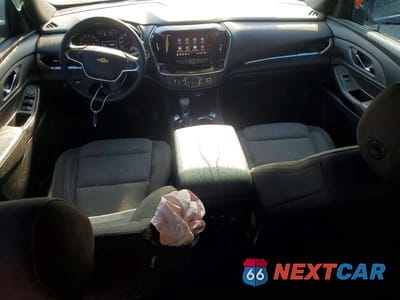 Zdjęcie 8 z 12 samochodu: 2023 CHEVROLET TRAVERSE LT VIN:1GNERGKWXPJ165538 - miniatura