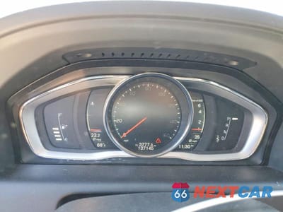 Zdjęcie 9 z 13 samochodu: 2017 VOLVO XC60 T6 DYNAMIC VIN:YV449MRR5H2126741 - miniatura