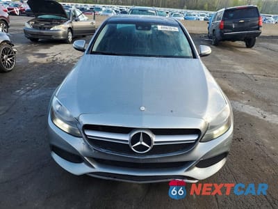 Piąte zdjęcie samochodu w środku: 2016 MERCEDES-BENZ C 300 VIN:WDDWF4JB4GR152715 - miniatura
