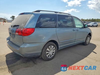 Trzecie zdjęcie samochodu z tyłu: 2005 TOYOTA SIENNA VIN:5TDZA23C15S352949 - miniatura