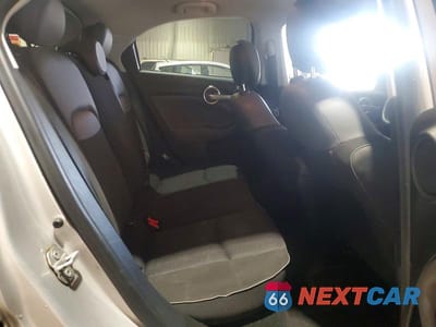 Zdjęcie 10 z 12 samochodu: 2016 FIAT 500X EASY VIN:ZFBCFYBTXGP401576 - miniatura