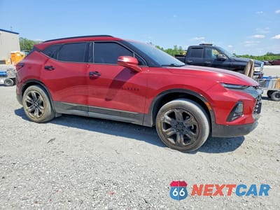 Czwarte zdjęcie samochodu z boku: 2019 CHEVROLET BLAZER RS VIN:3GNKBJRS0KS687108 - miniatura