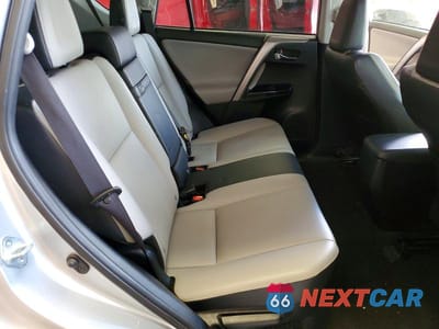 Zdjęcie 11 z 13 samochodu: 2016 TOYOTA RAV4 HV LIMITED VIN:JTMDJREV2GD029025 - miniatura