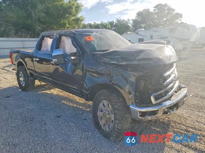 Czwarte zdjęcie samochodu z boku: 2024 FORD F250 SUPER DUTY VIN:1FT8W2BT2RED80284 - miniatura