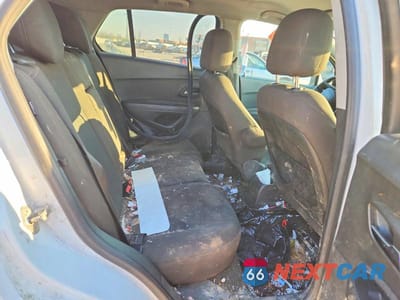 Zdjęcie 11 z 13 samochodu: 2020 CHEVROLET TRAX LS VIN:KL7CJKSB5LB321686 - miniatura