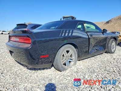 Trzecie zdjęcie samochodu z tyłu: 2014 DODGE CHALLENGER SXT VIN:2C3CDYAG5EH214694 - miniatura