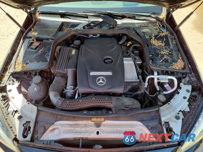 Zdjęcie 11 z 11 samochodu: 2015 MERCEDES-BENZ C 300 4MATIC VIN:55SWF4KB8FU084253 - miniatura