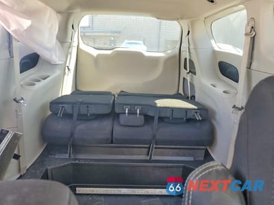 Zdjęcie 10 z 13 samochodu: 2024 CHRYSLER VOYAGER LX VIN:2C4RC1CG3RR101243 - miniatura