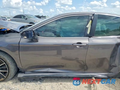 Zdjęcie 7 z 12 samochodu: 2022 TOYOTA CAMRY SE VIN:4T1G11AK4NU692857 - miniatura