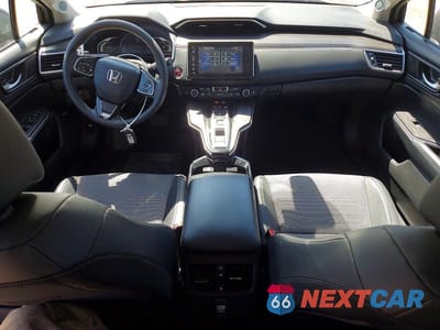 Zdjęcie 8 z 12 samochodu: 2019 HONDA CLARITY VIN:JHMZC5F15KC002001 - miniatura