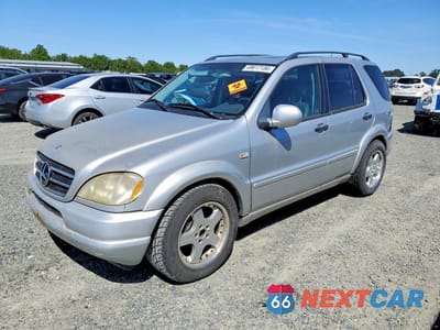 2000 MERCEDES-BENZ ML 430 4JGAB72E8YA194018 - główne zdjęcie licytacji z USA - miniatura