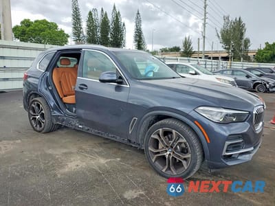 Czwarte zdjęcie samochodu z boku: 2022 BMW X5 SDRIVE 40I VIN:5UXCR4C06N9K70180 - miniatura