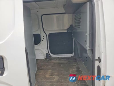 Zdjęcie 11 z 13 samochodu: 2015 NISSAN NV200 S VIN:3N6CM0KN1FK709996 - miniatura