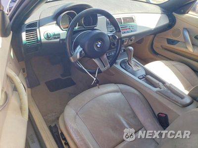 Zdjęcie 8 z 12 samochodu: 2004 BMW Z4 3.0 VIN:4USBT53584LU08409 - miniatura