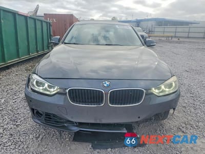 Piąte zdjęcie samochodu w środku: 2015 BMW 335 XI VIN:WBA3B9C57FP705300 - miniatura