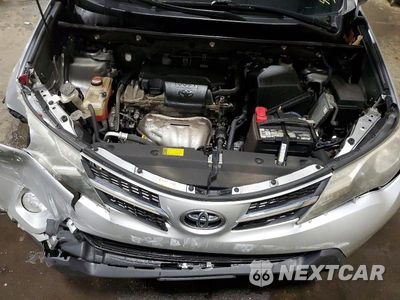 Zdjęcie 12 z 13 samochodu: 2015 TOYOTA RAV4 XLE VIN:JTMRFREV3FD100142 - miniatura