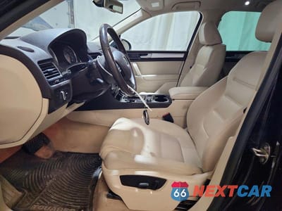 Zdjęcie 7 z 14 samochodu: 2016 VOLKSWAGEN TOUAREG SPORT VIN:WVGEF9BPXGD002419 - miniatura