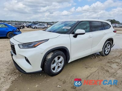 2021 TOYOTA HIGHLANDER L 5TDZZRAHXMS516844 - główne zdjęcie licytacji z USA - miniatura