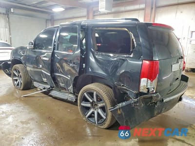 Drugie zdjęcie samochodu z przodu: 2008 CADILLAC ESCALADE LUXURY VIN:1GYFK63818R130993 - miniatura