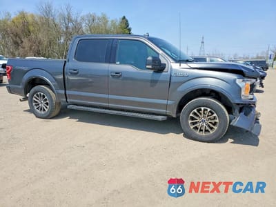 Czwarte zdjęcie samochodu z boku: 2018 FORD F150 SUPERCREW VIN:1FTEW1EP1JFD76253 - miniatura