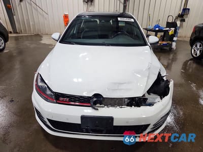 Piąte zdjęcie samochodu w środku: 2016 VOLKSWAGEN GTI S VIN:3VW447AU1GM007138 - miniatura