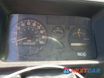 Zdjęcie 9 z 13 samochodu: 2000 ISUZU NPR BOX TRUCK VIN:JALC4B145Y7001712 - miniatura
