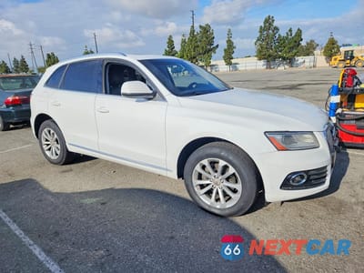 Czwarte zdjęcie samochodu z boku: 2014 AUDI Q5 PREMIUM VIN:WA1CFAFP2EA103289 - miniatura