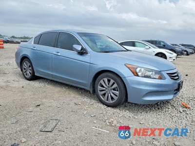 Czwarte zdjęcie samochodu z boku: 2011 HONDA ACCORD EXL VIN:1HGCP2F82BA112329 - miniatura