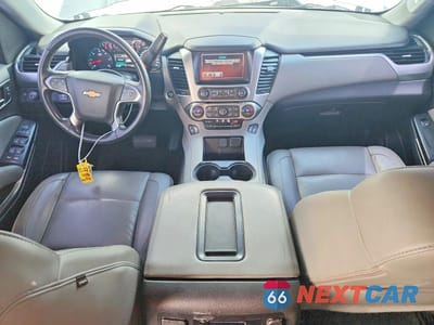 Zdjęcie 8 z 13 samochodu: 2018 CHEVROLET TAHOE C1500 LT VIN:1GNSCBKC3JR399493 - miniatura
