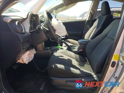 Zdjęcie 7 z 12 samochodu: 2013 TOYOTA RAV4 XLE VIN:JTMRFREV7D5017109 - miniatura