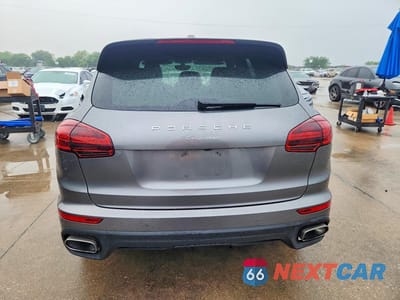 Zdjęcie 6 z 13 samochodu: 2017 PORSCHE CAYENNE VIN:WP1AA2A29HKA89076 - miniatura