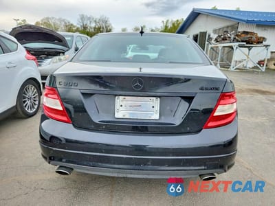 Zdjęcie 6 z 12 samochodu: 2011 MERCEDES-BENZ C 300 4MATIC VIN:WDDGF8BB5BR138132 - miniatura