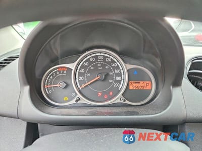 Zdjęcie 9 z 12 samochodu: 2011 MAZDA MAZDA2 VIN:JM1DE1HY2B0108173 - miniatura