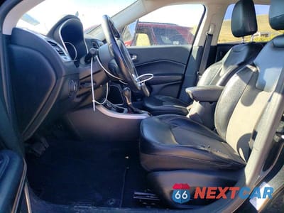Zdjęcie 7 z 14 samochodu: 2017 JEEP COMPASS LATITUDE VIN:3C4NJDBB6HT646084 - miniatura