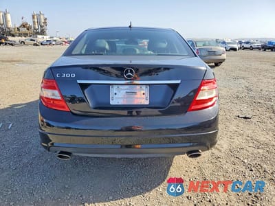 Zdjęcie 6 z 12 samochodu: 2011 MERCEDES-BENZ C 300 VIN:WDDGF5EB6BR134570 - miniatura