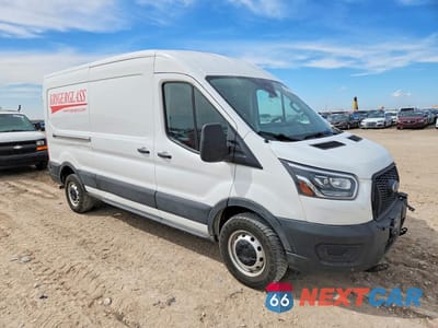 Czwarte zdjęcie samochodu z boku: 2024 FORD TRANSIT 250 DELIVERY VAN VIN:1FTBR1C83RKA13977 - miniatura