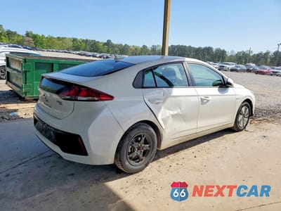 Trzecie zdjęcie samochodu z tyłu: 2019 HYUNDAI IONIQ BLUE VIN:KMHC65LC7KU175206 - miniatura