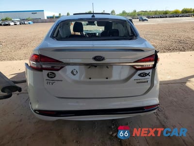 Zdjęcie 6 z 12 samochodu: 2017 FORD FUSION TITANIUM HEV VIN:3FA6P0RU0HR301882 - miniatura