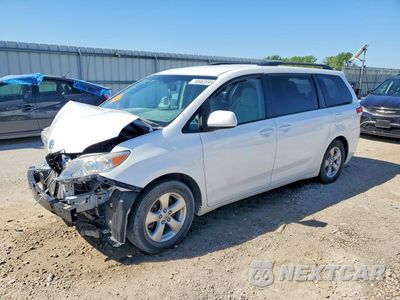2014 TOYOTA SIENNA LE 5TDKK3DCXES440319 - główne zdjęcie licytacji z USA - miniatura