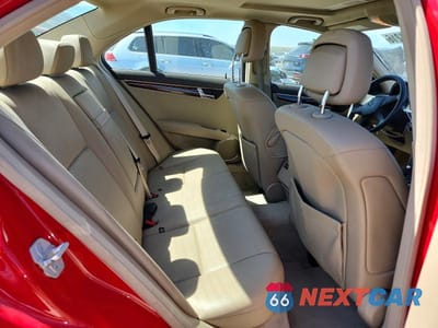 Zdjęcie 10 z 12 samochodu: 2009 MERCEDES-BENZ C 300 4MATIC VIN:WDDGF81X09F255531 - miniatura