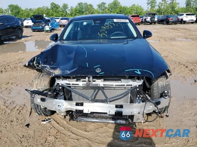 Piąte zdjęcie samochodu w środku: 2025 MERCEDES-BENZ E 350 VIN:W1KLF4GB2SA131525 - miniatura