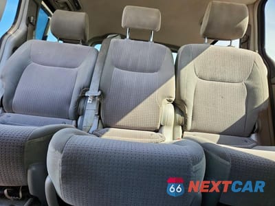Zdjęcie 10 z 14 samochodu: 2006 TOYOTA SIENNA LE 8 PASSENGER VIN:5TDZA23C16S458612 - miniatura
